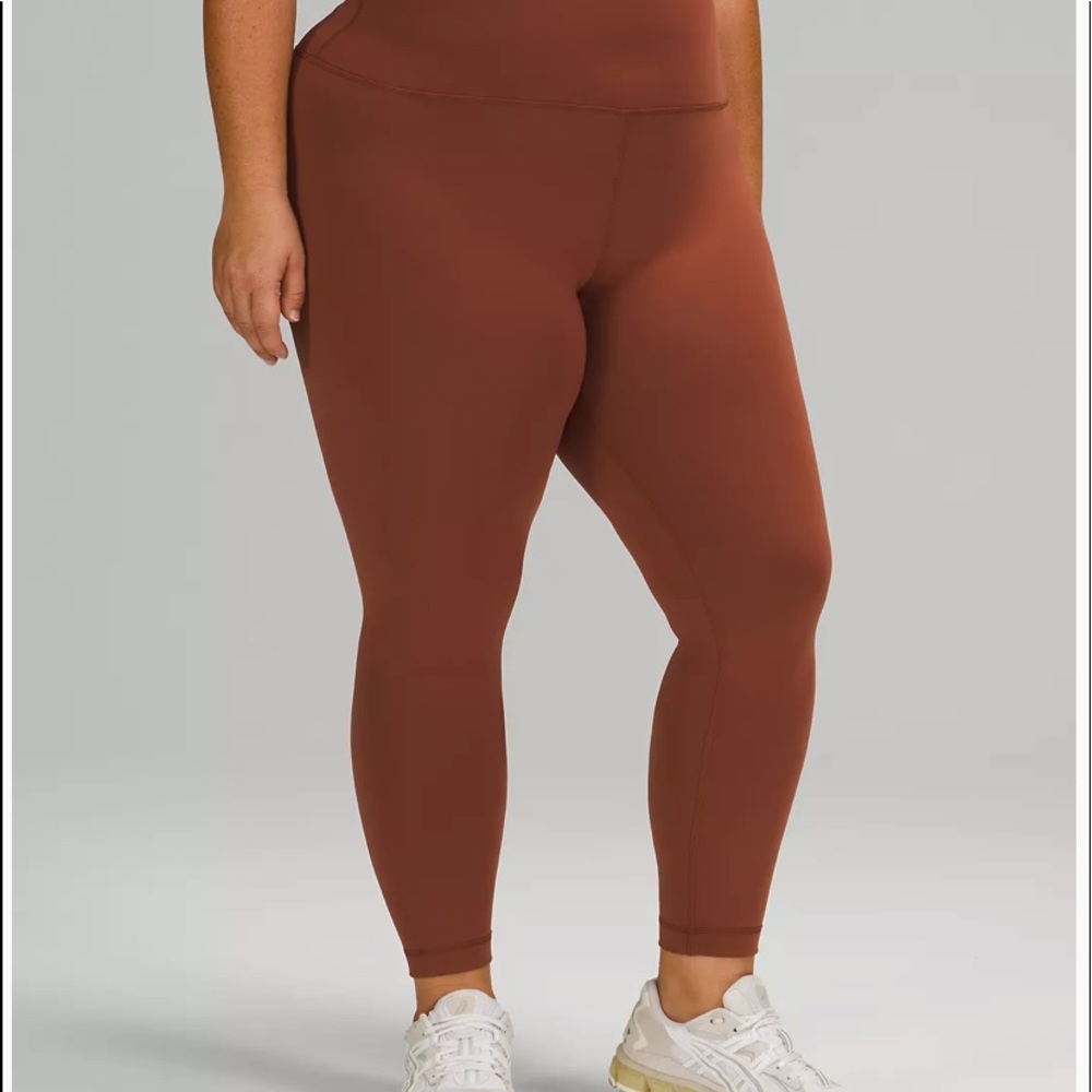 Wunder under dark terracotta size 0 25”